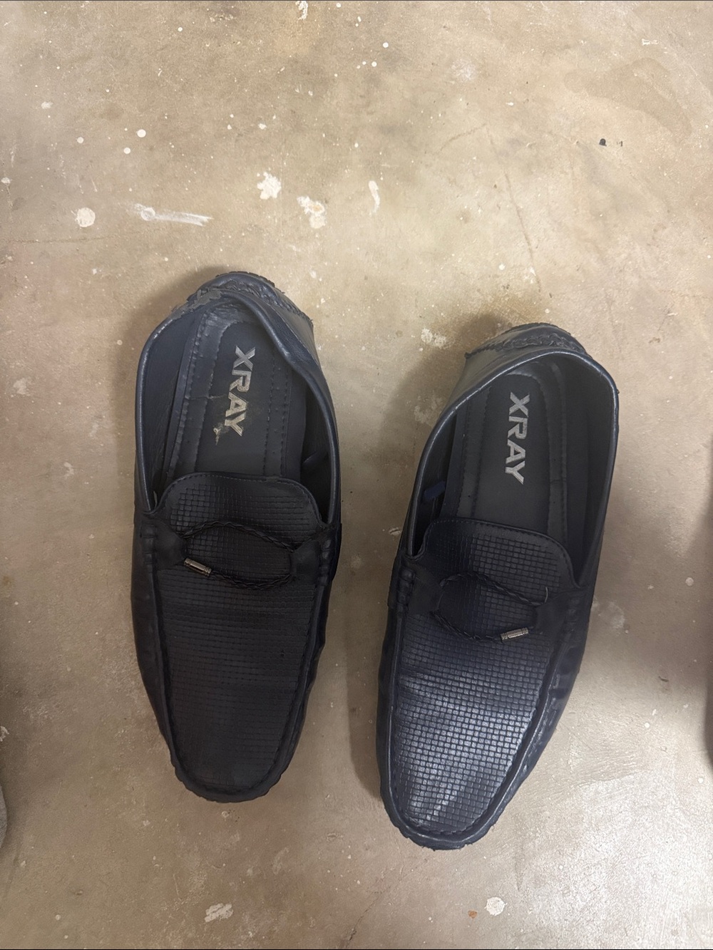XRAY Men's Black Slip-On Moccasin Loafers